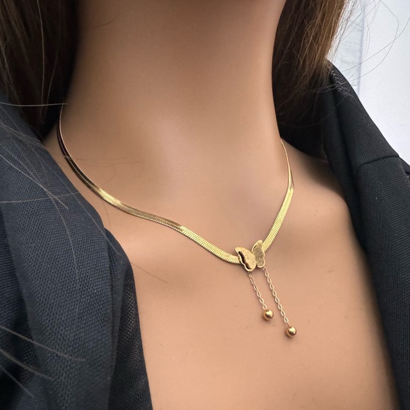 Butterfly Necklace, Dainty Necklace, Gold butterfly Necklace for Women’s, Gift - Picture 2 of 5